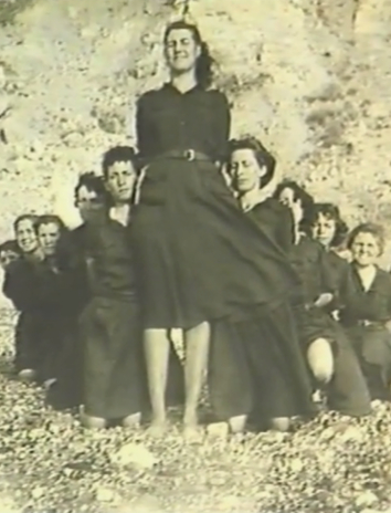 Robes de patin à louer - Les soeurs Giroux